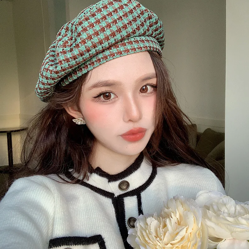 Multicolor plaid beret for women