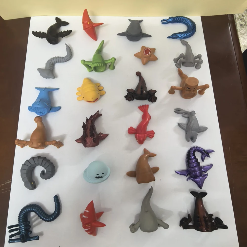 24pcs Subnautica Sea Eater Monster Figure Leviathan Figures Decoration Bloop Gran Maja Model Doll Ornament Toy Halloween Gifts