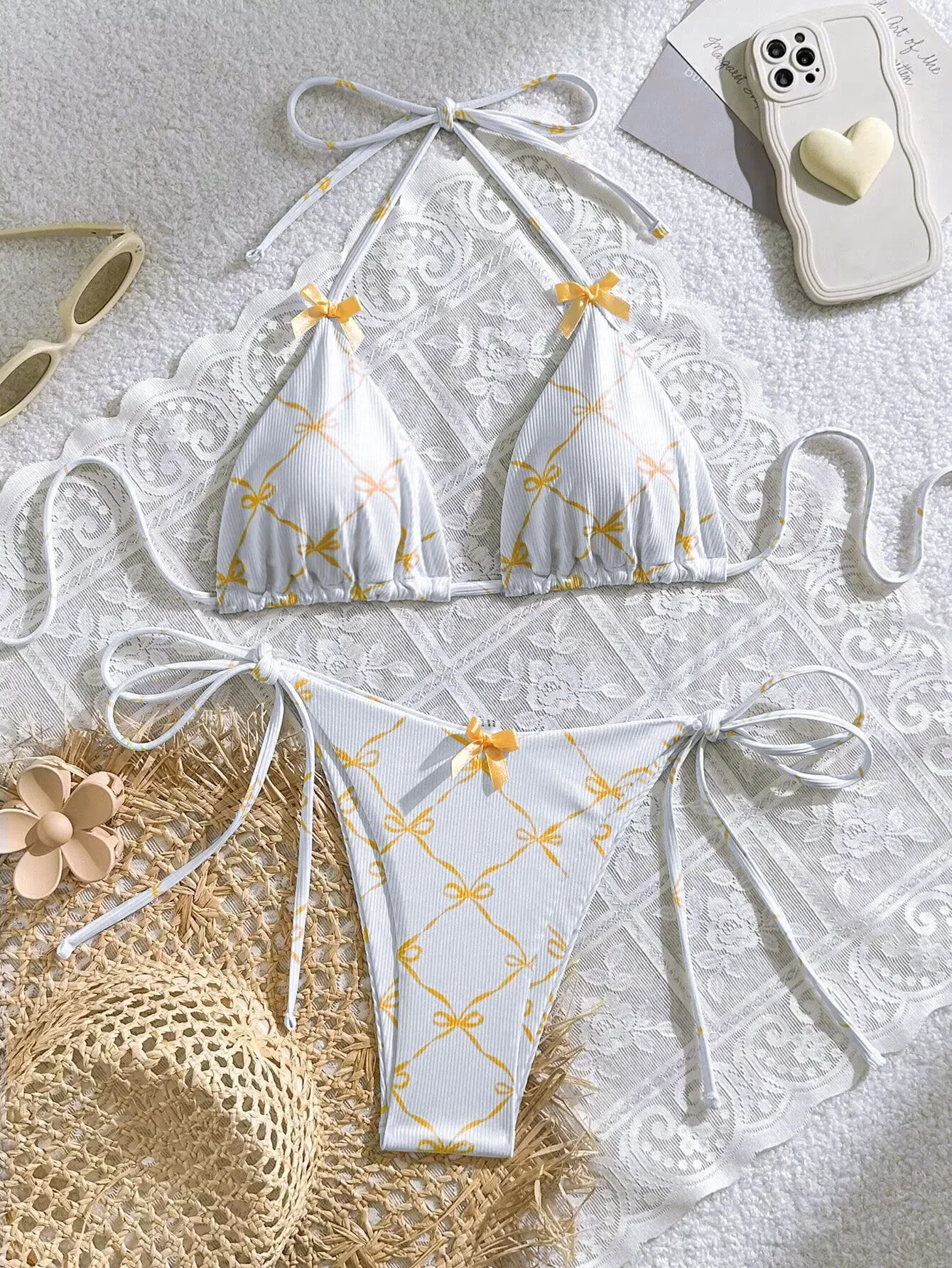 ملابس السباحة الأبيض 2 قطعة ملابس السباحة للنساء مثير القوس مثلث الرسن عارية الذراعين مجموعة البكيني الدانتيل متابعة ثونغ ثوب السباحة 2025 جديد