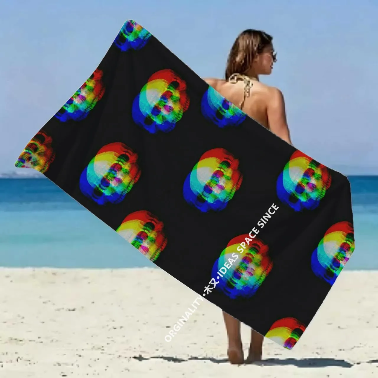 

Aesthetic Glitch Skull Beach Towel Patterned Sunscreen And Windproof Suitable For Swimming Pool Camping Travel