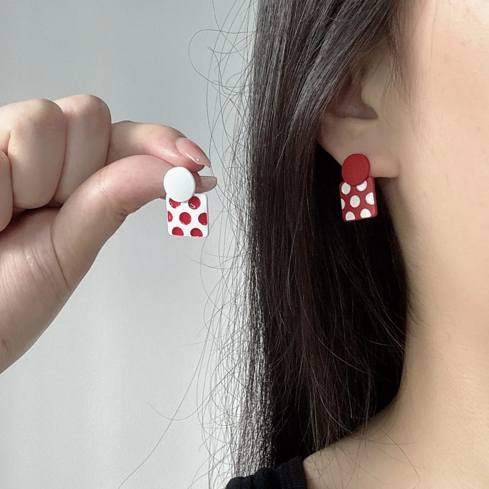 Korean Fashion Retro Cute Geometric Asymmetric Wave Dot Stud Earrings for Women's Trendy Contrast Color Pendant Earrings Gifts