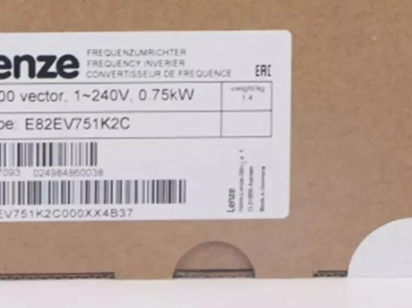 

E82ev751_2c E82ev751k2c 8200 075 кВт Совершенно новый оригинальный точечный ПЛК