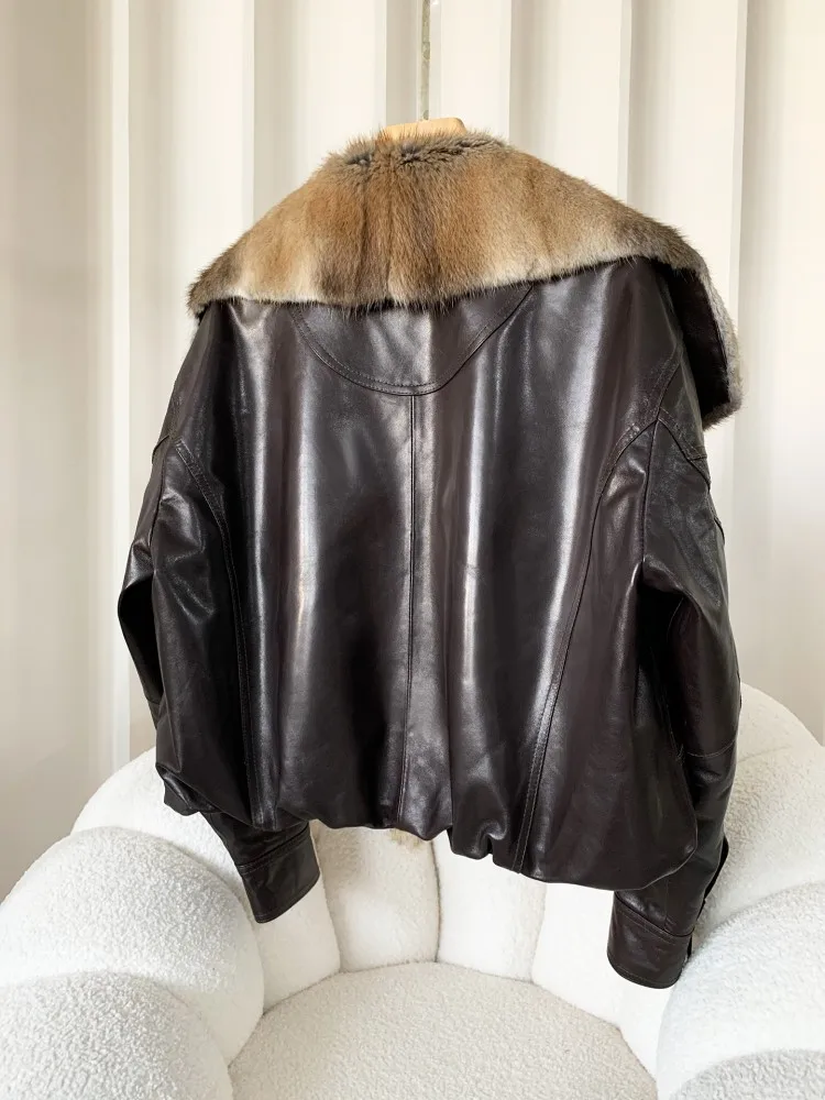 Chaqueta de piel de oveja a la moda para mujer, chal de piel auténtica, cuello de piel de visón, abrigo de invierno, estilo corto, mantiene el calor, mangas largas