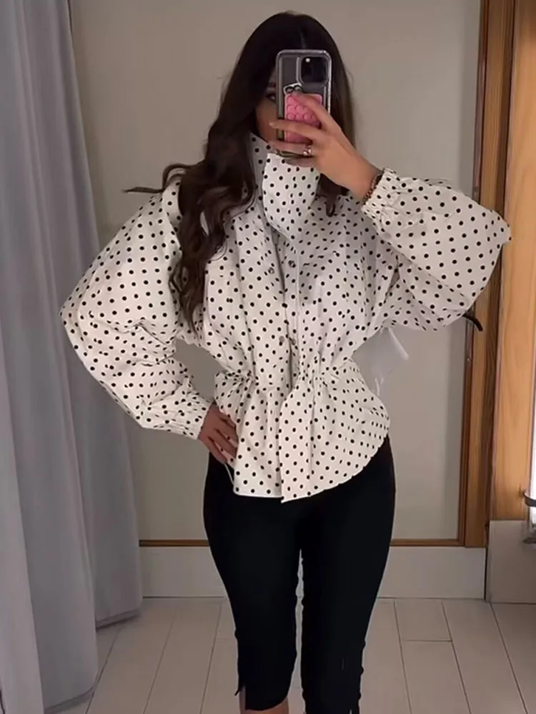 

Женская модная куртка в горошек с завязками на талии, длинными рукавами, высоким воротником, молнией и карманами, повседневная свободная верхняя одежда HH 2026