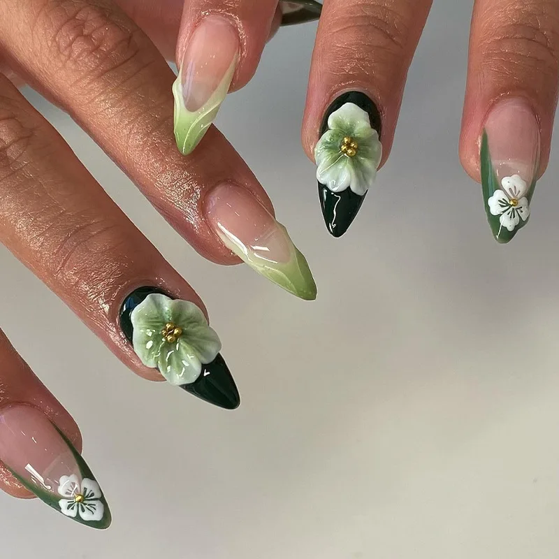 24pcs Green French Style Press On Nails White Flower Water Ripple Pattern False Nail Tips Detachable Fake Nail For Cool Girls