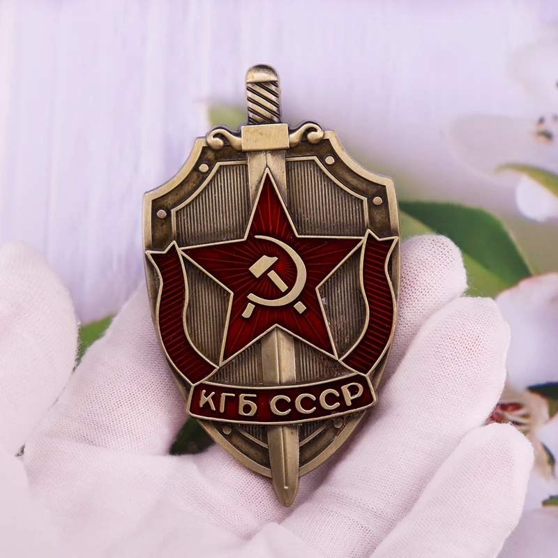 USSR RUSSIAN SOVIET HONOR KGB CCCP METAL SWORD SHIELD MEDAL ORDER MILITARY BADGE Car Helmet Metal Sticker Emblem Decals