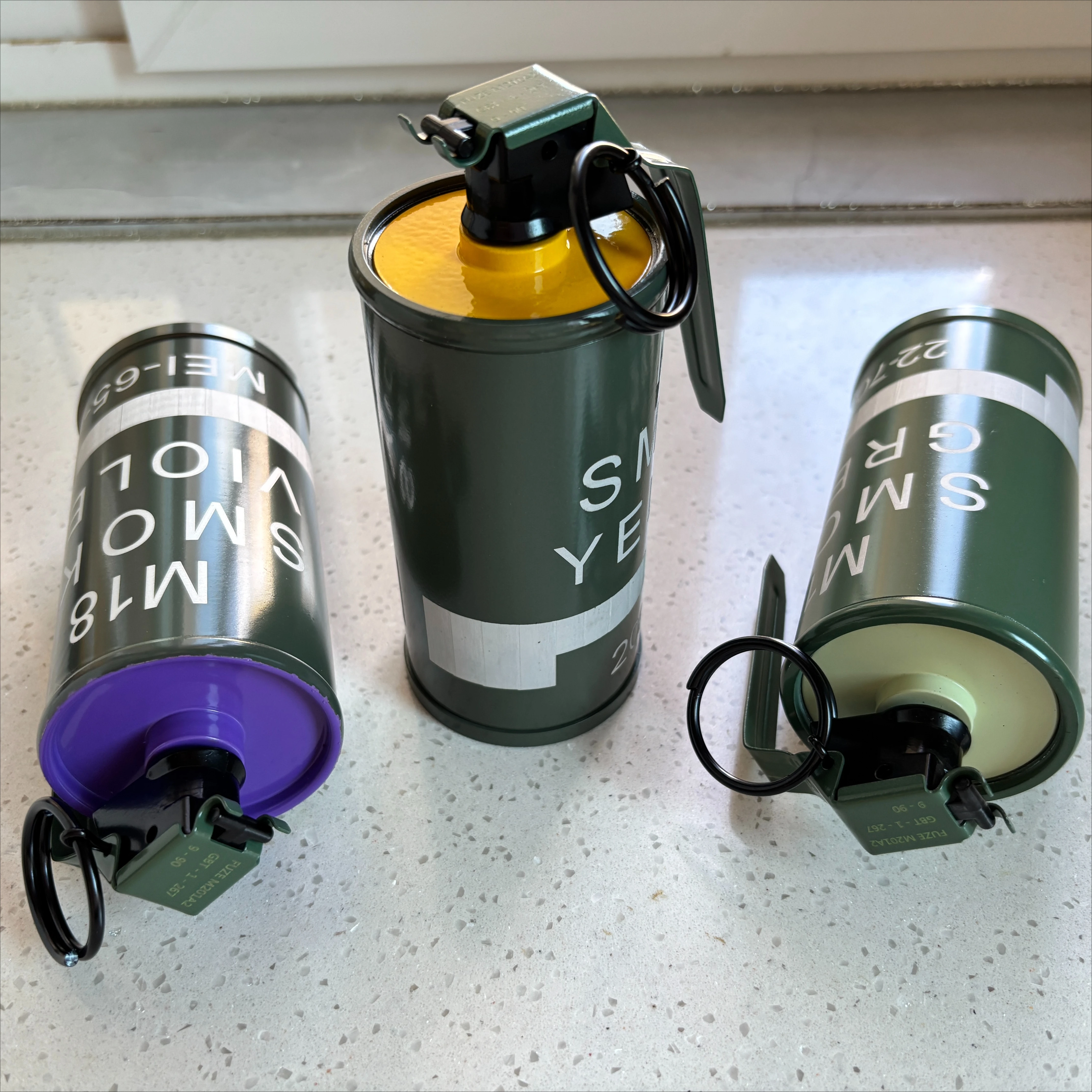 Green Violet Yellow Red M18 Static Model No Functional Metal Version  Storage Cylinder Handicraft Ornamen Model
