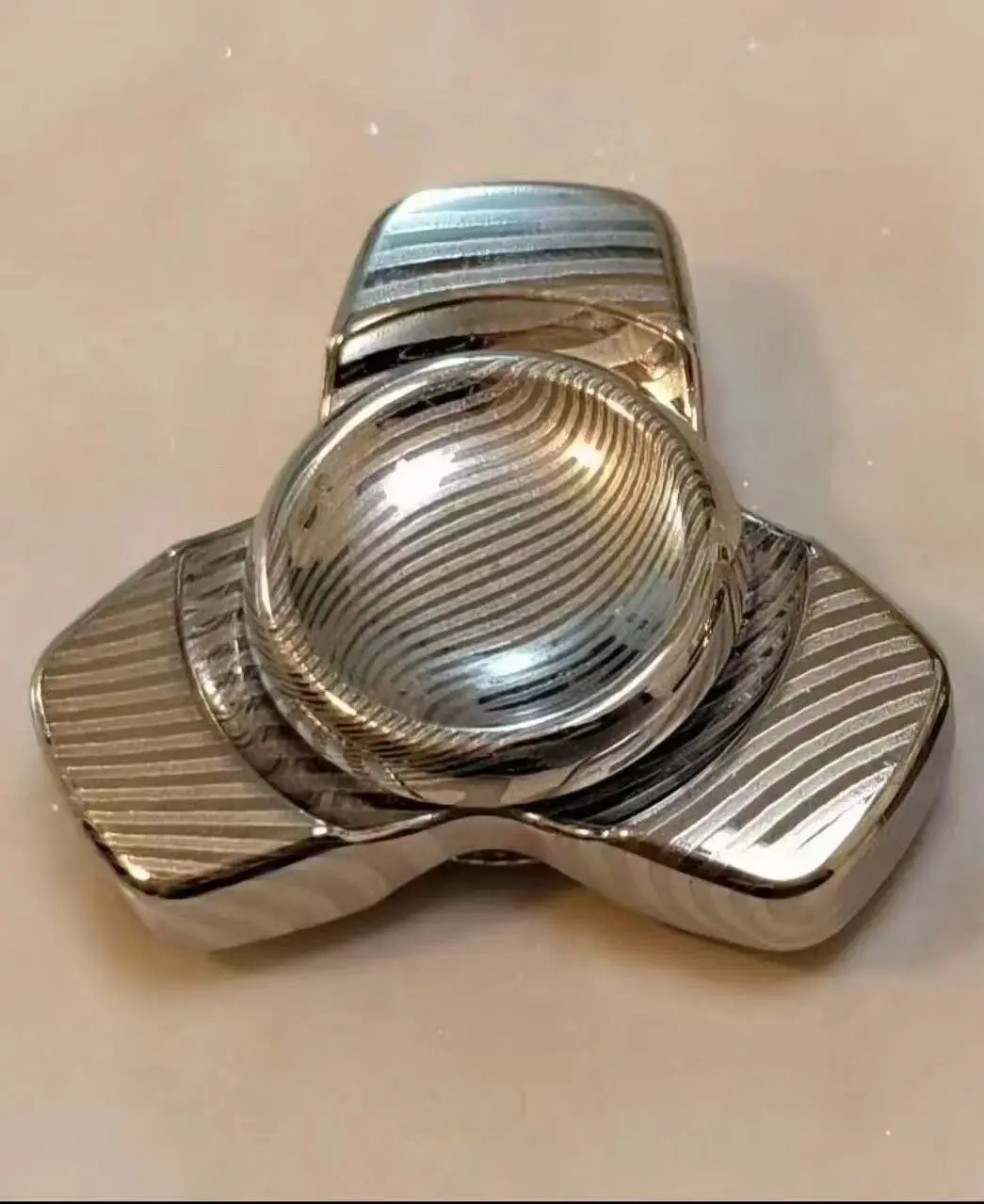 Used EDC New Malaysia Pickling Xuanying Edc Toy Fingertip Gyro Sprocket Fidget Spinner