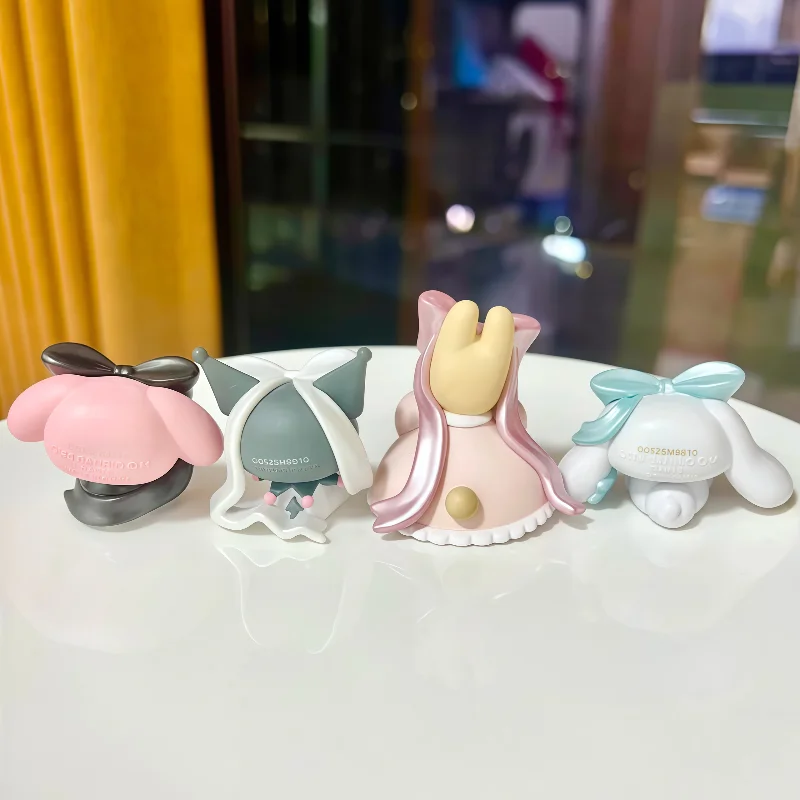 Oryginalny ​ Tomy Sanrio Postacie Figurki w Kształcie Kokardek Gashapon My Melody Kuromi Cinnamoroll Zestaw Mini Kolekcjonerskich Figur