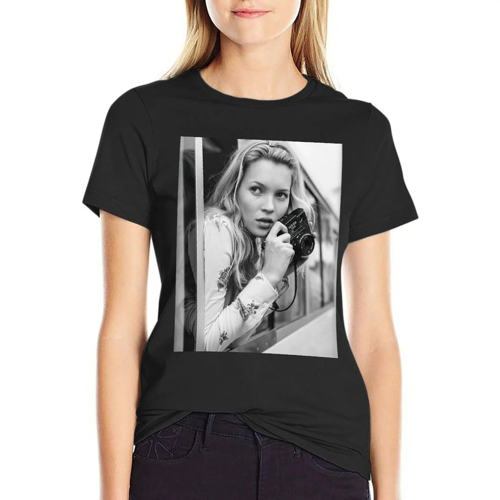 Kate Moss With a Camera, Black and White Wall Art T-Shirt kawaii clothes cute clothes Women clothing