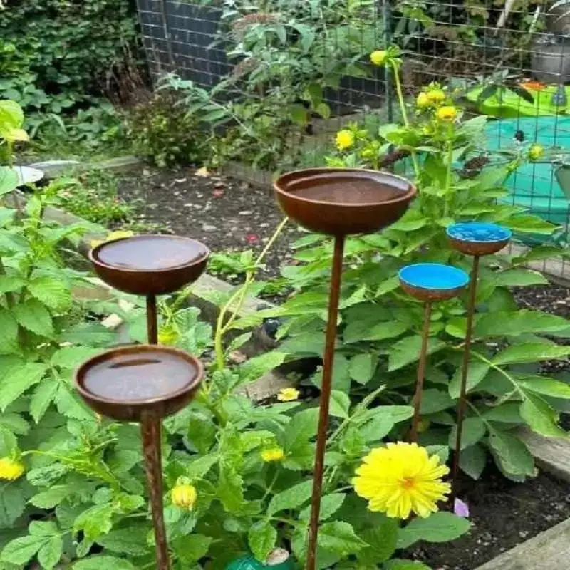 3Pcs Rustic Metal Rain Catcher Garden Stake Decorative Cup Rain Catcher Ornament For Yard Patio Lawn Outdoor Garden Decoration