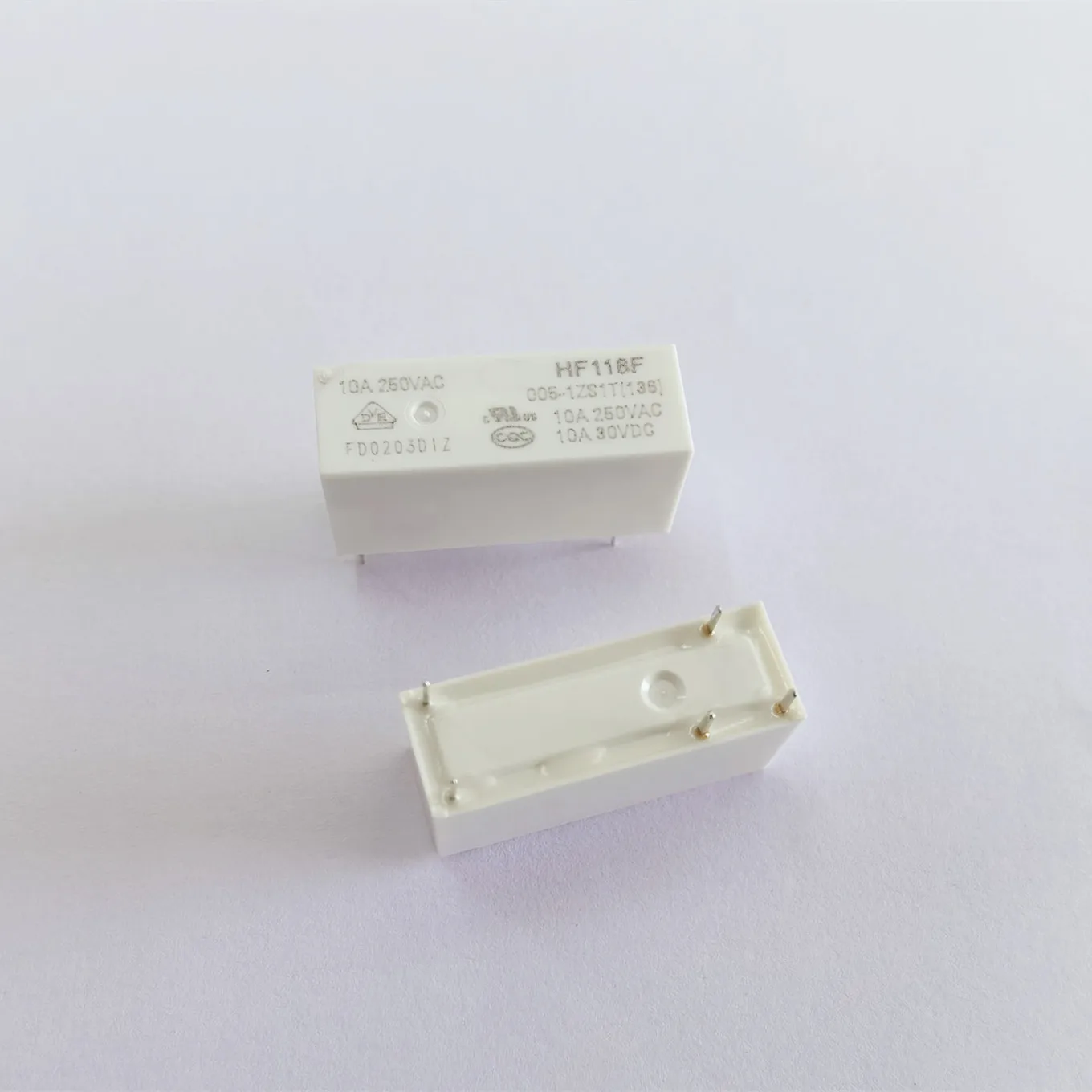

Original new 100% HF118F-005-1ZS1 relay JQX-118F-005-1ZS1T 5pin a set of conversion 10A