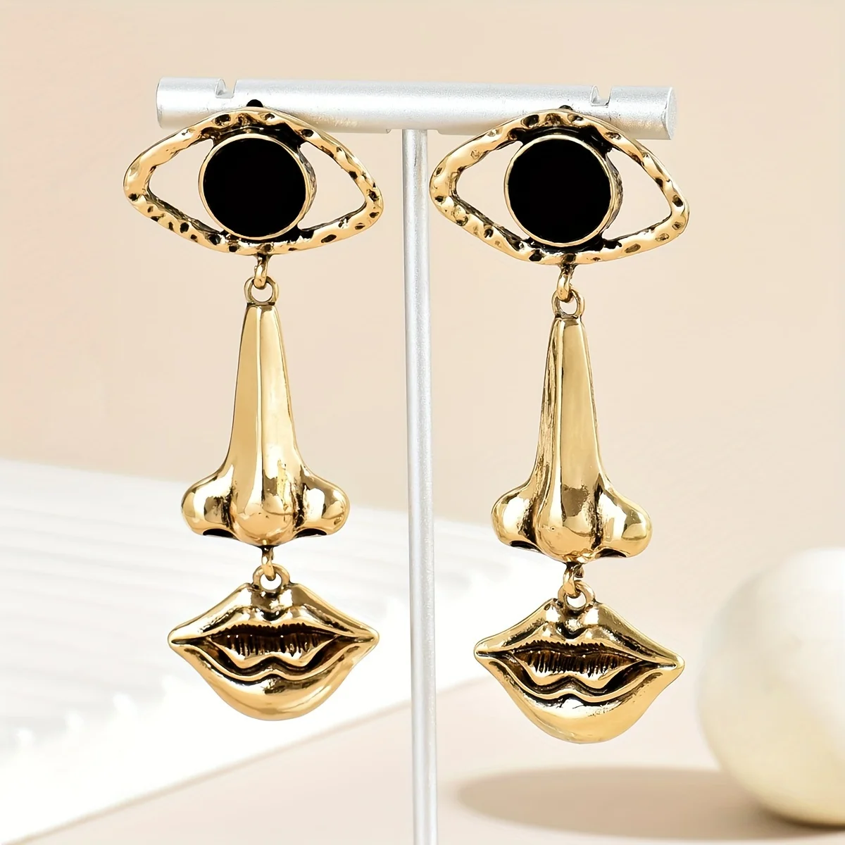 1pair Exquisite Long Retro Lips & Nose & Eye Design Earrings, Cool Abstract Earrings, Creative Gift