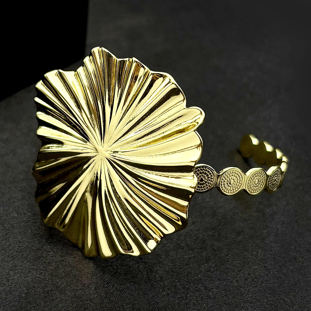 여성 소녀용 큰 과장된 꽃 팔찌 스테인리스 스틸 골드 컬러 신상 패션 프랑스 스타일 핸드 체인 쥬얼리 선물