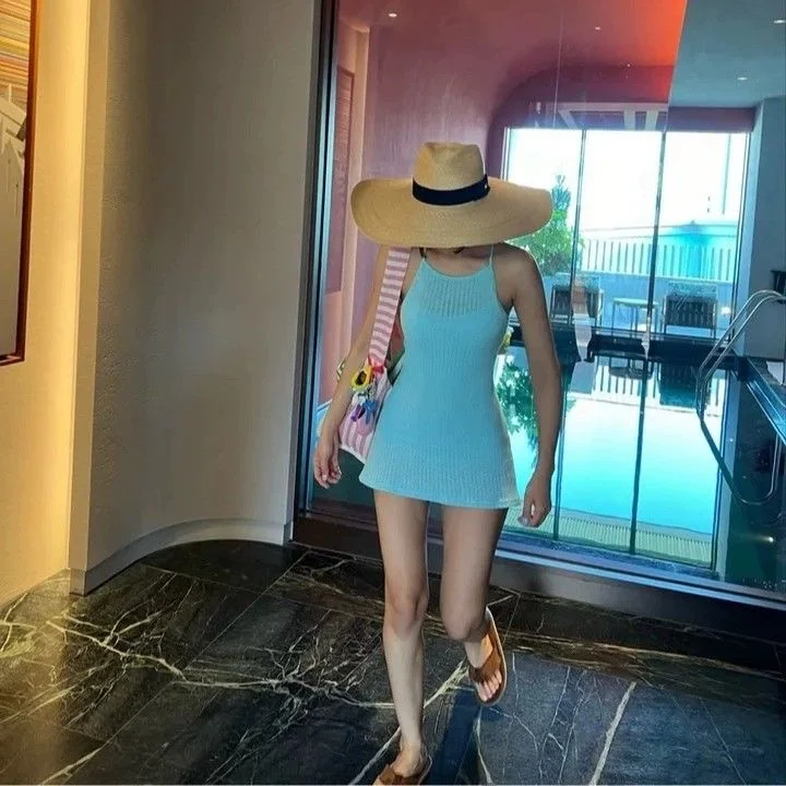 2025 nuevo traje de baño de una pieza para mujer, traje de baño tejido adelgazante, sensación de alta gama para vaion, Monokini informal para nadar