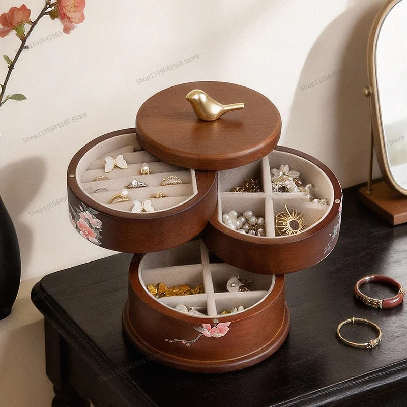 For solid wood jewelry storage box, high-end exquisite rotatable round jewelry storage box.