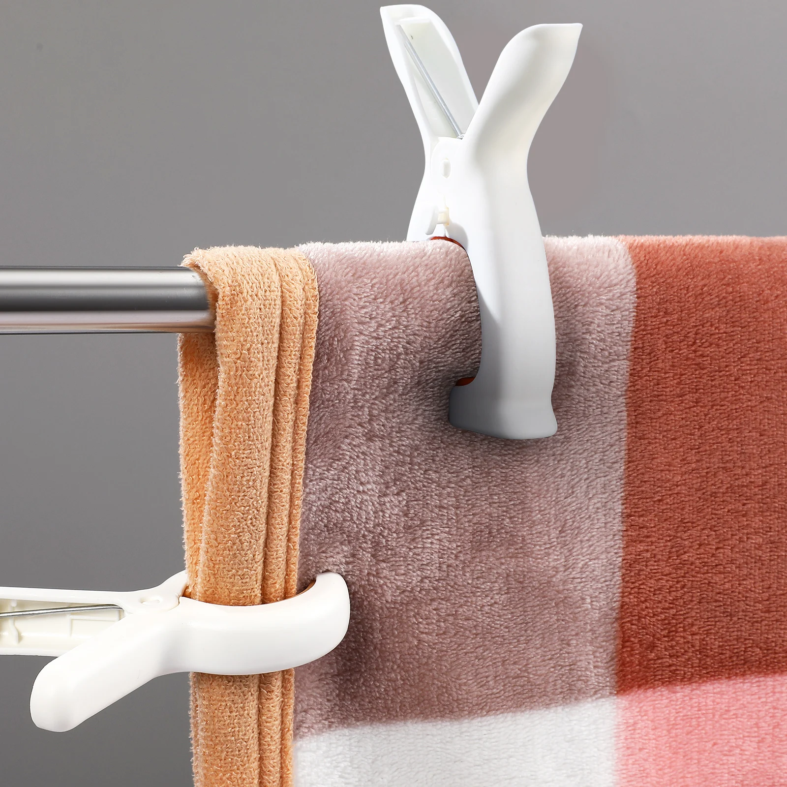 

6 Pcs Outdoor Drying Clip Beach Vacation Towel Clips Plastic Chair Large Clothes Pin
