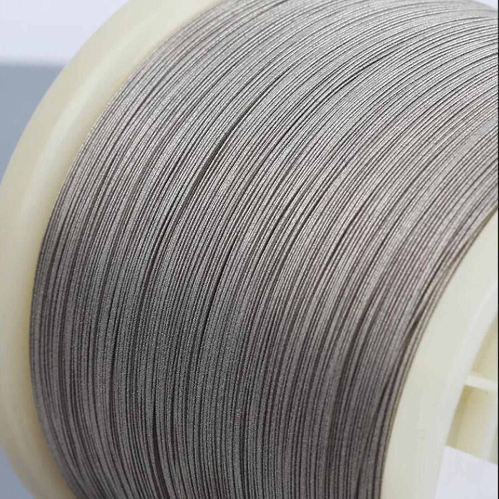 

1M Diamond Wire Saw Electroplated Cutting Wire Emery Cutting Wire For Artificial Crystals Ceramics Quartz Glass