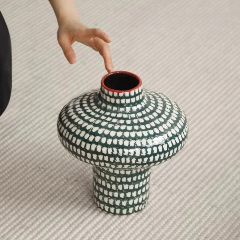 Ceramic Vase Handmade Production Striped Irregular Geometric Vase Pot Ceramic Handicrafts Flowerpot Home Decoration Accessories