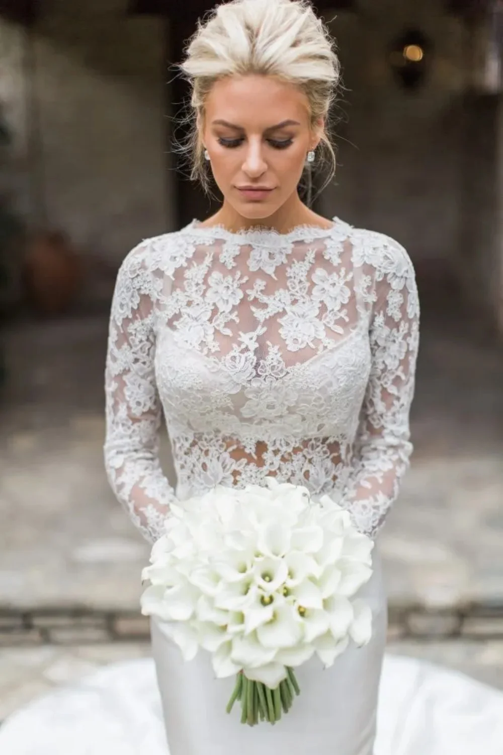 Nuove donne bianche abito da sposa o-collo maniche lunghe Appliques di pizzo sirena raso lunghezza del pavimento Vestidos de novia 2024 abito da sposa