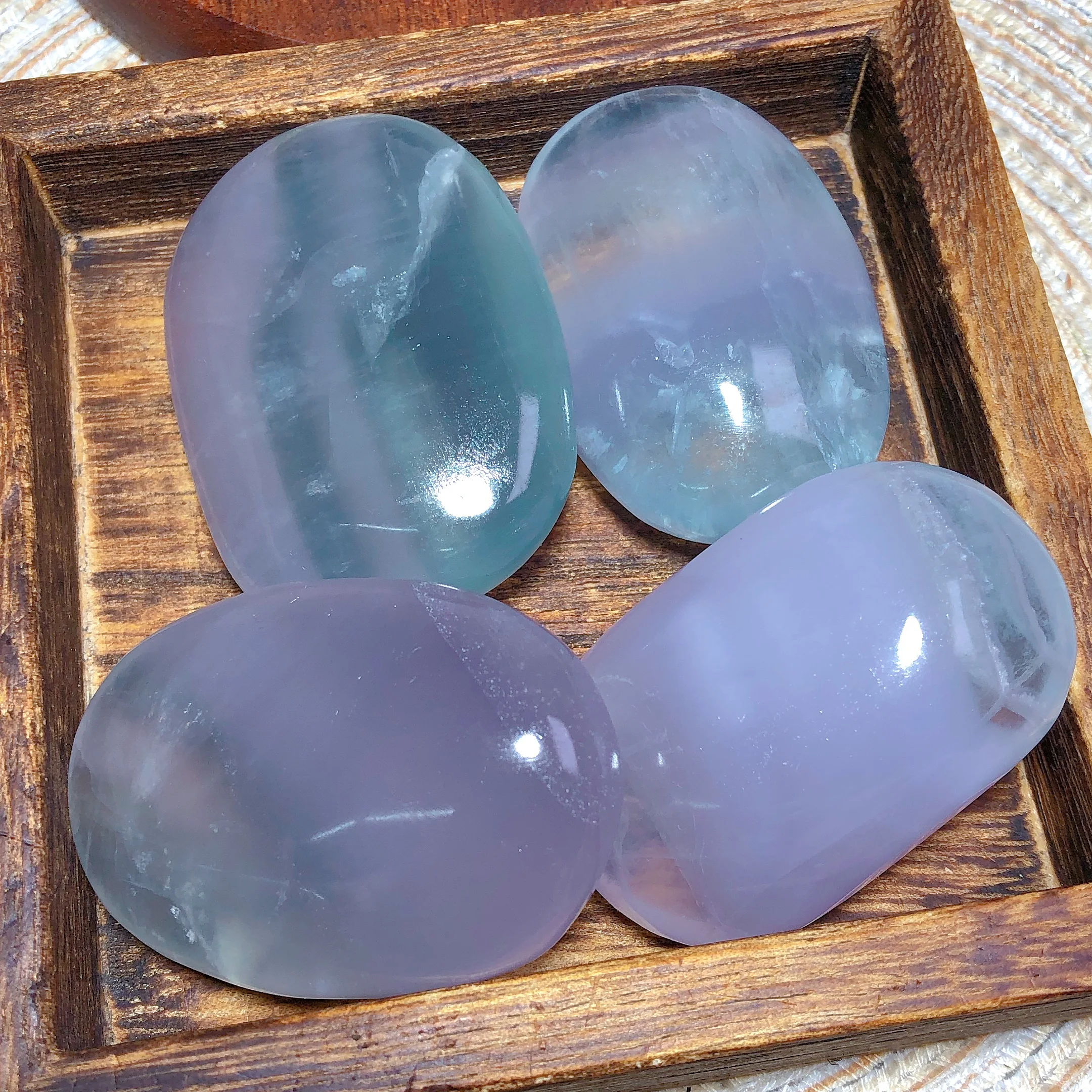 Natural Crystal Lavender Fluorite Palms Colorful Bounding Pattern Crafts Home Decoration Housewarming Opening business Gift view 2