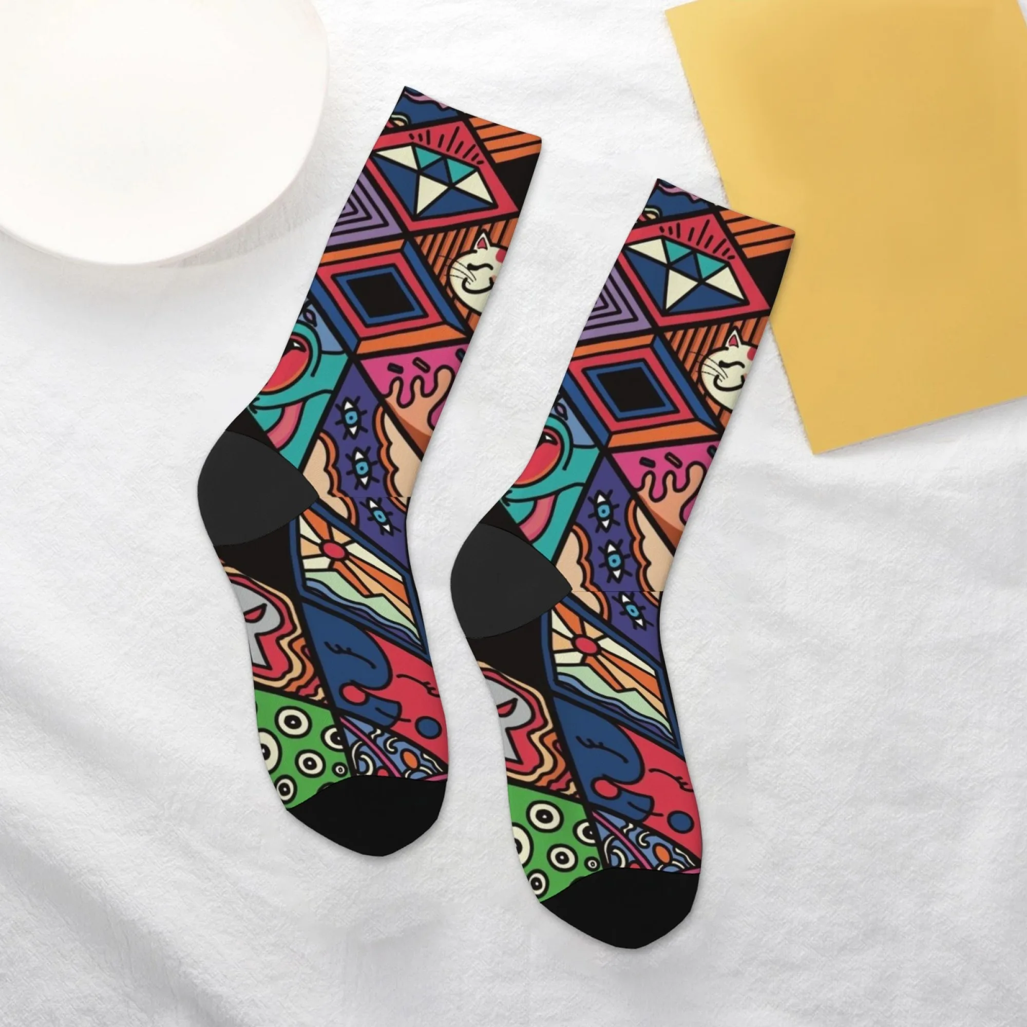 Calcetines de expresión artística: diseños intrincados de corazón de donut de gato y conejito, estilo elevado con patrones únicos y cautivadores