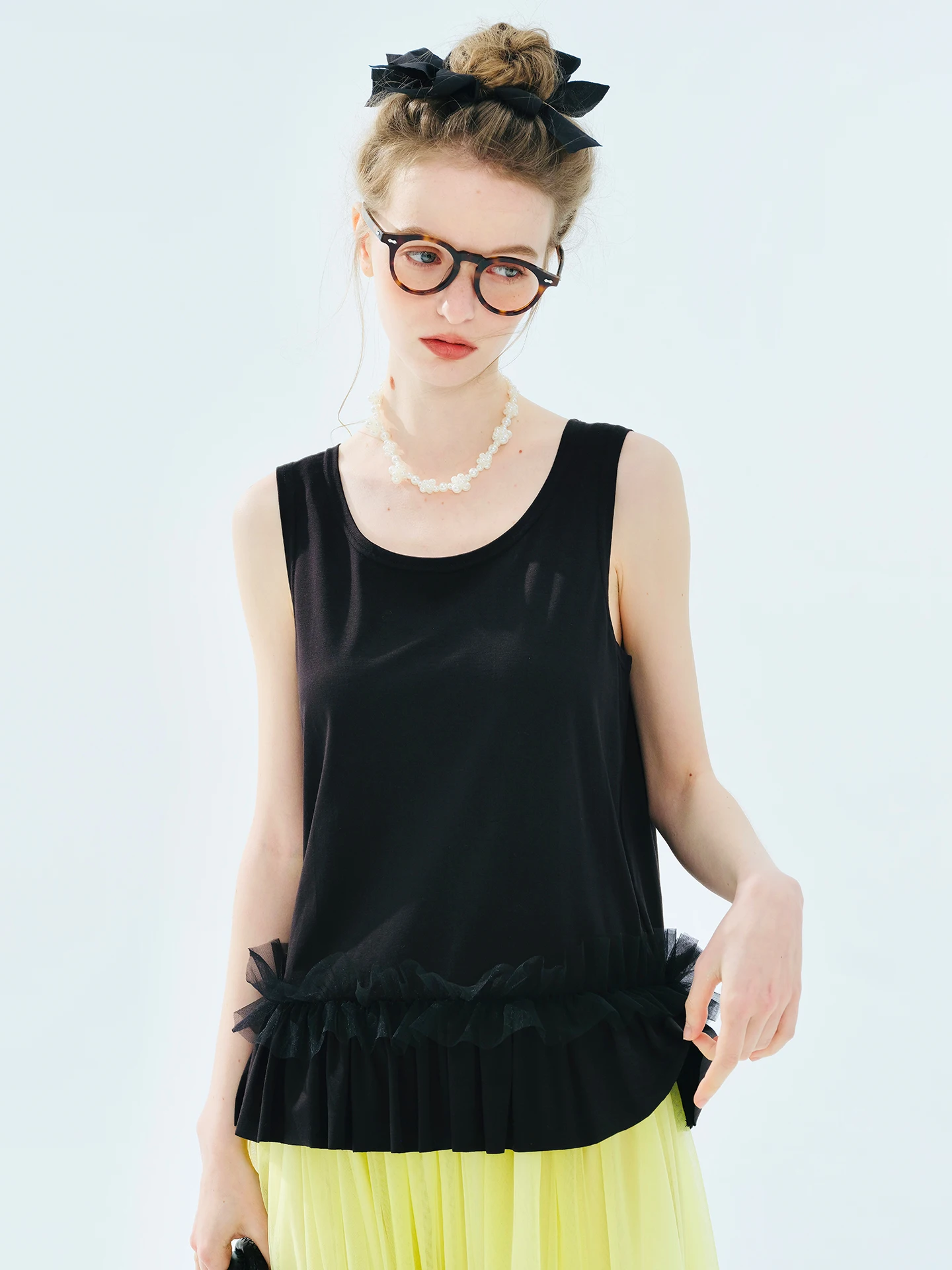 

imakokoni 2025 Summer Lazy Black Sleeveless T-Shirt Artistic Sorona Smooth Ruffled Camisole for Women
