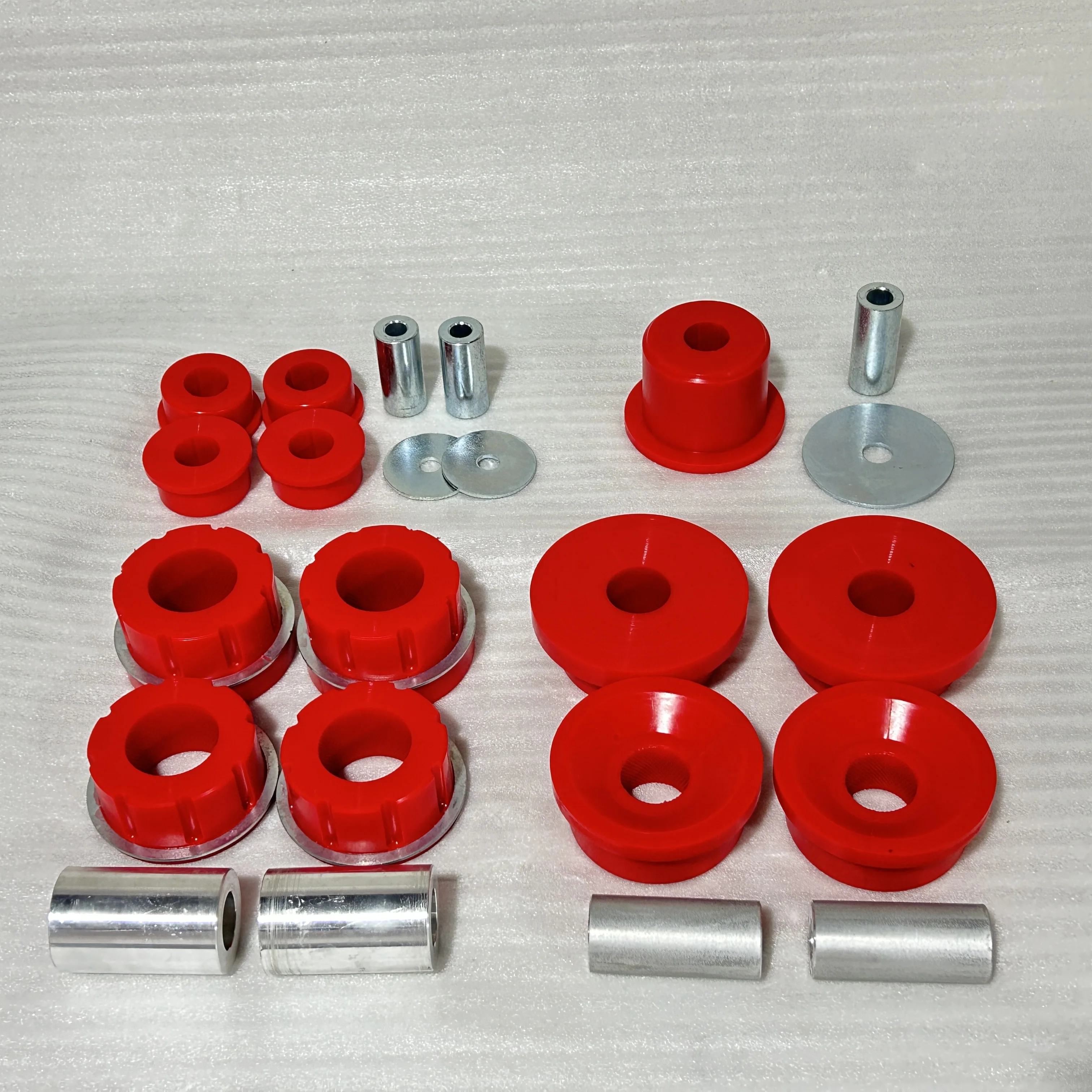 

BM*W 3 series E90 M3 rear subframe and Diff polyurethane PU bushings