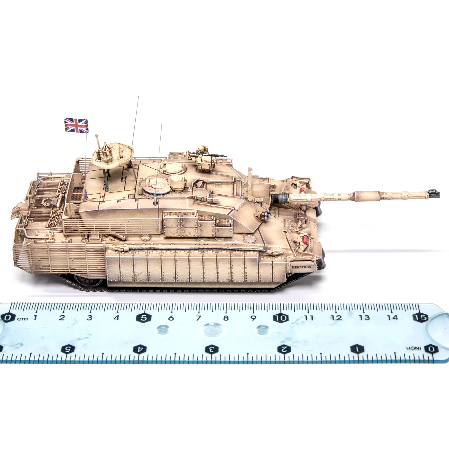 1: 72 AM British Challenger 2 TES main battle tank (strong protection type) desert coating Static finished product model