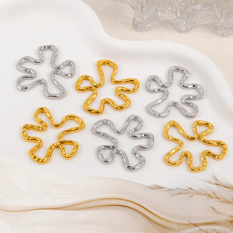 4pcs French Elegant Irregular Hollow Flower Charms 304 Stainless Steel Gold Plated DIY Pendant AccessoriesHandmade Earrings Neck