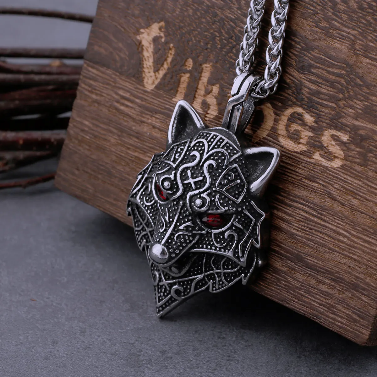 316L Stainless Steel Viking Nordic Wolf Head Men's Necklace Fashion Retro Boutique Versatile Hip Hop Biker Pendant Jewelry Gift