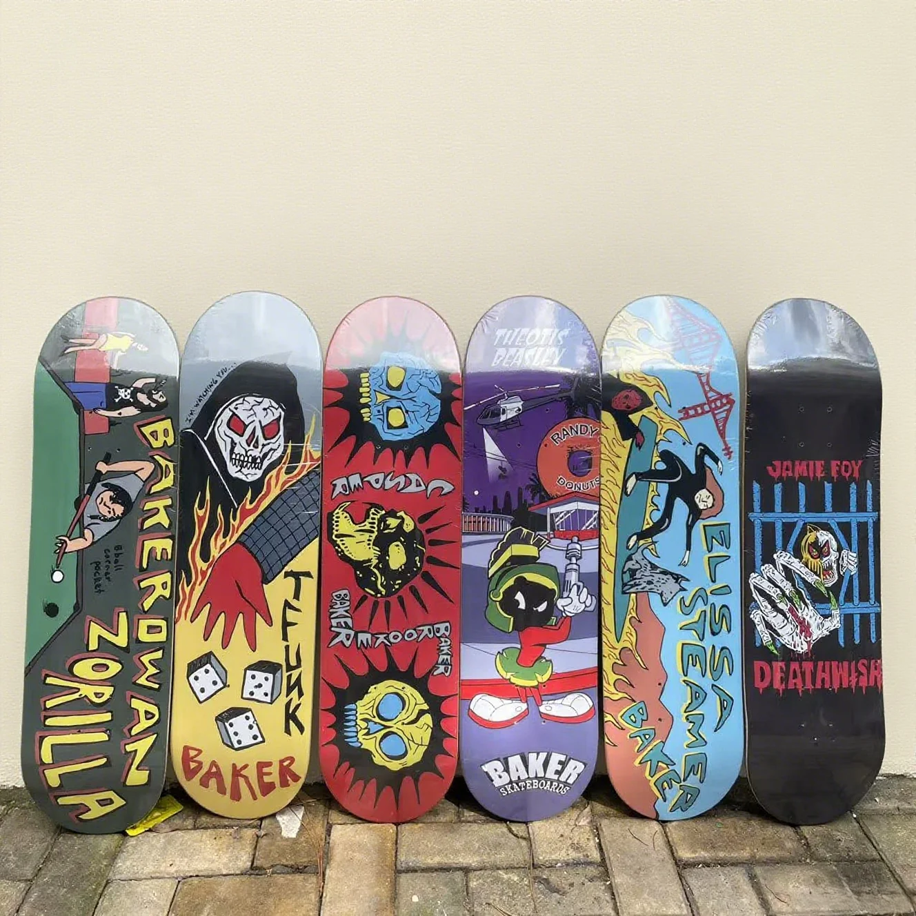 

Zero Skateboard Deck – Made with 100% Canadian Maple, 7 Ply Construction, Size Options: 7.75/8.0/8.25/8.5 Inch, Double Rocker,