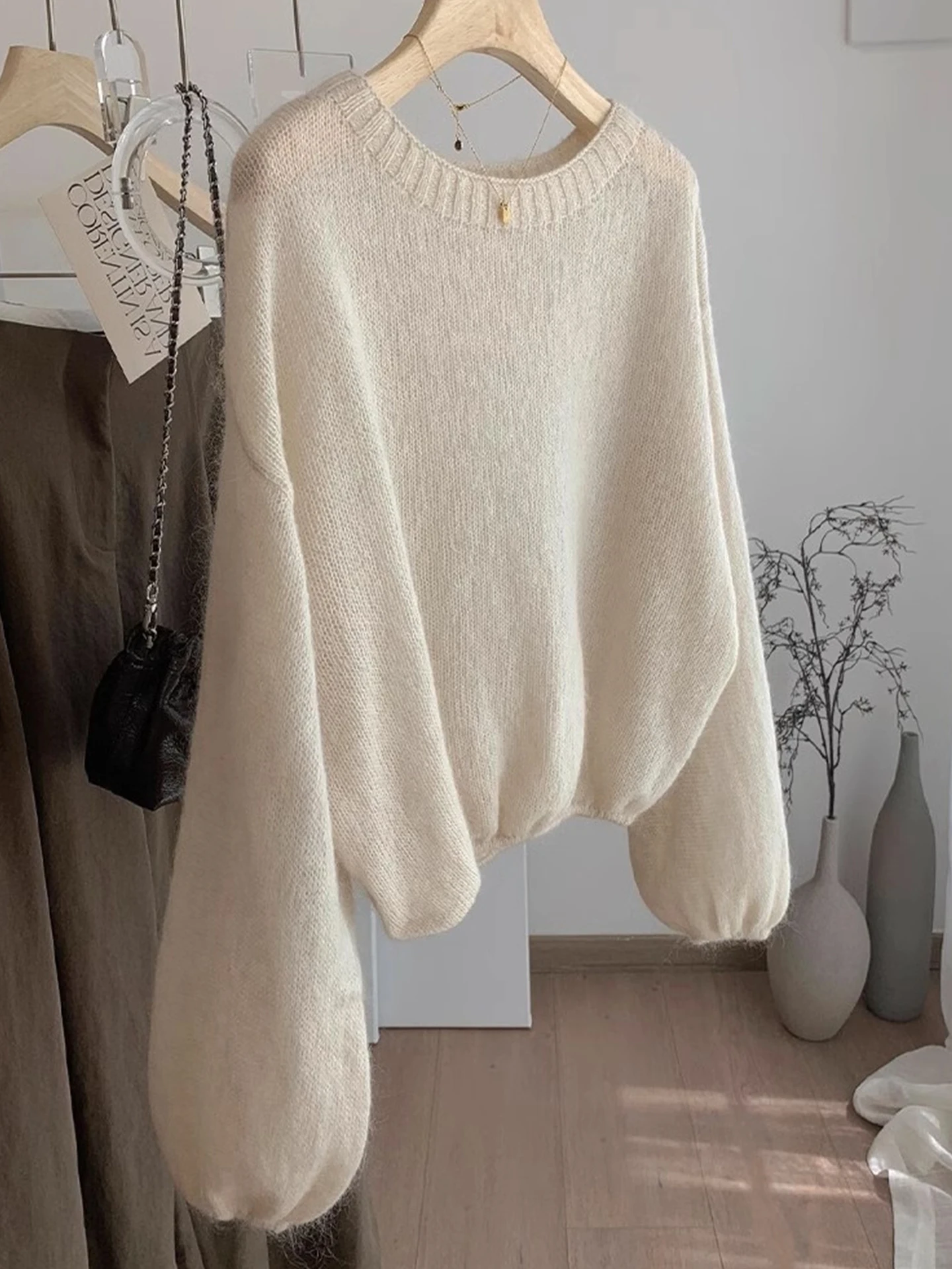 

Commuter Style Long Sleeve Loose Knitted Sweater Pure Color round Neck Comfortable Wind Fashionable Autumn New Top for Women