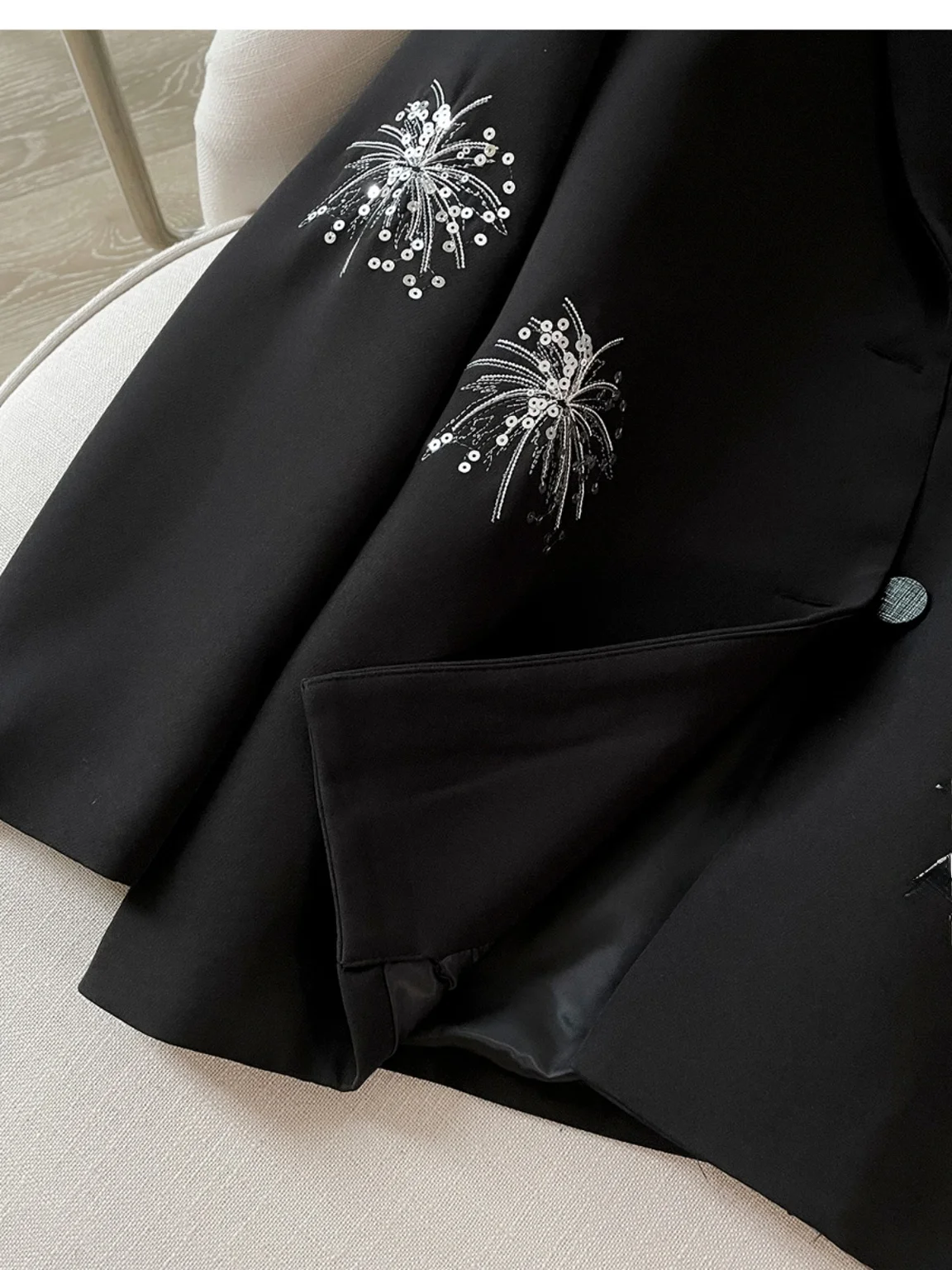 Veste de costume fluide pour femme avec broderie lourde et sequins, aspect premium, pour le quotidien, coupe ample, manches longues