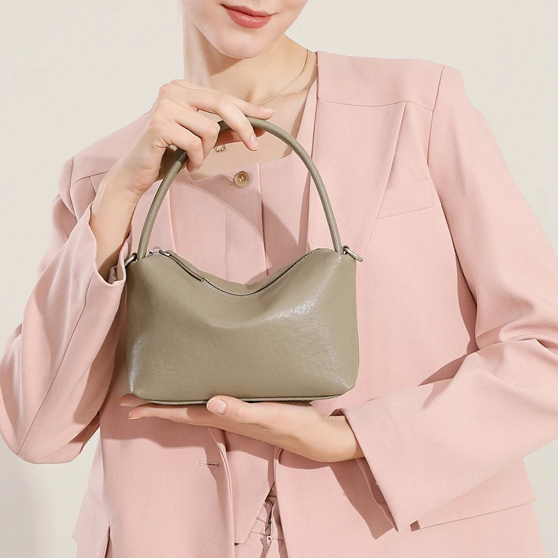 2026 New Retro Women\'s Genuine Leather Crossbody Handbag  Female Pillow Bags Single Shoulder Messenger Bag for Ladies Commuting