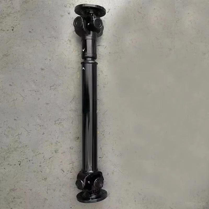 

Concrete mixer truck Industrial machinery and equipment Universal joint coupling Cross drive shaft assembly