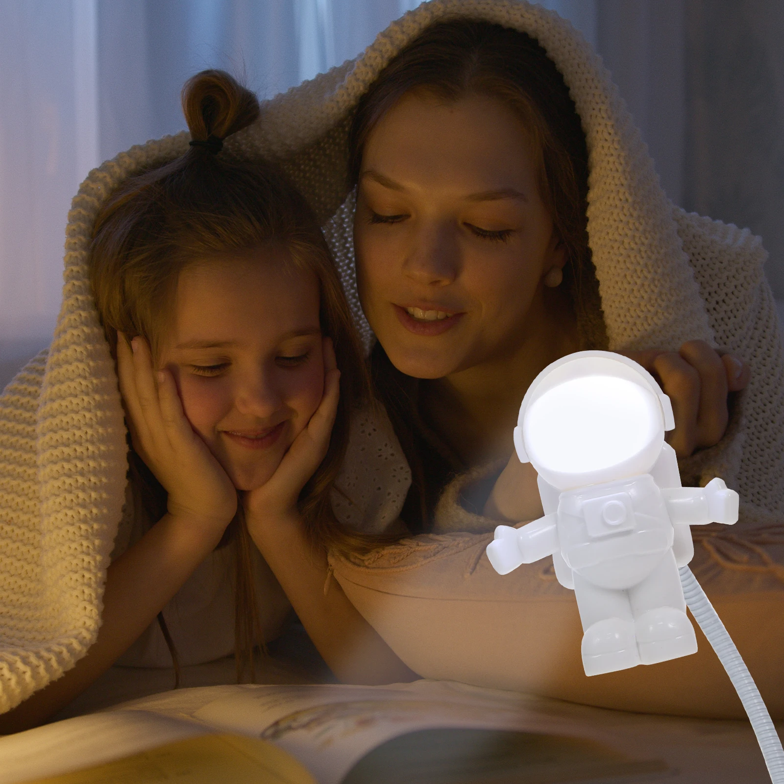 1Pcs Astronaut Pattern USB LED Eye-Protection Desk Lamp Bedroom Reading Lamp Rechargeable Table Light Student Night Light
