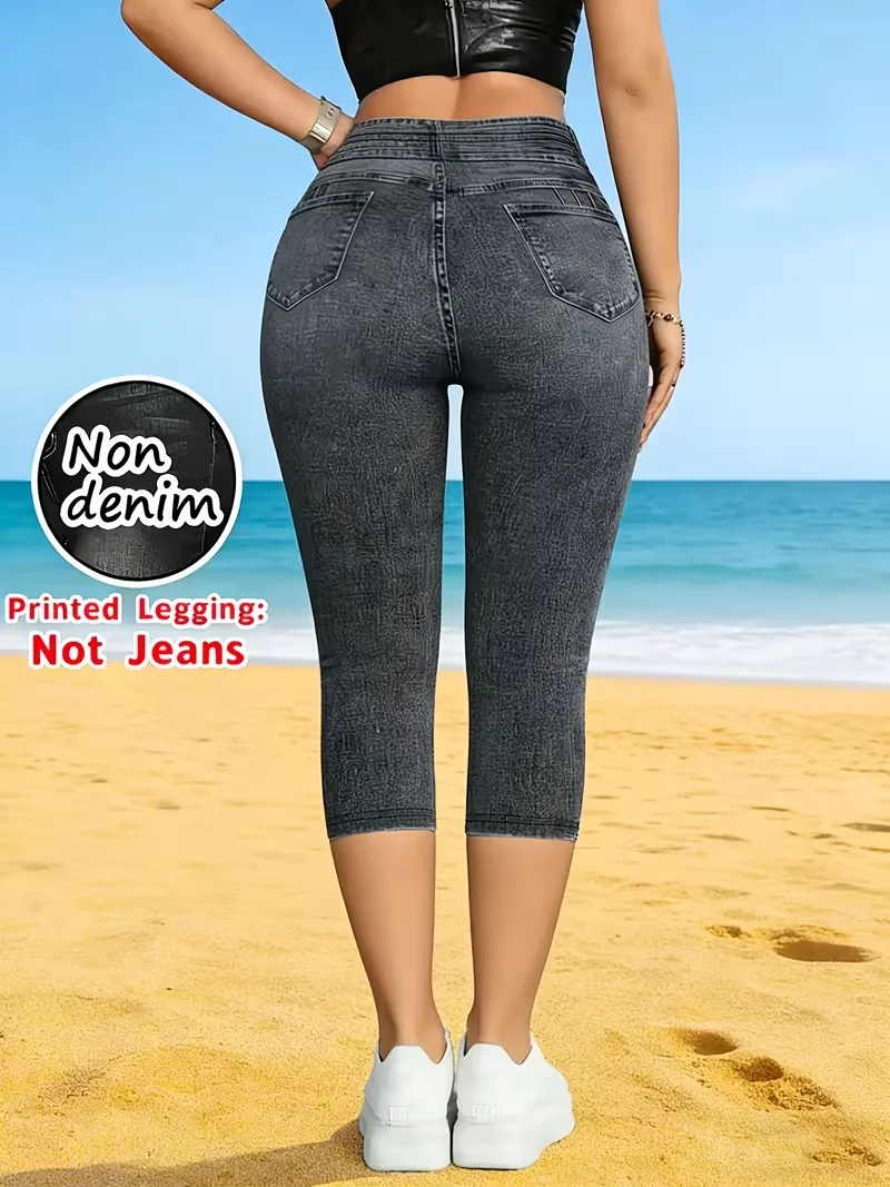 Bedruckte Leggings, kein Denim-Stoff, Caprihose mit aufgedruckter, aber nicht vorhandener Tasche und Knopf, hochelastische, neue, modische Skinny-Hose. – Detail 3