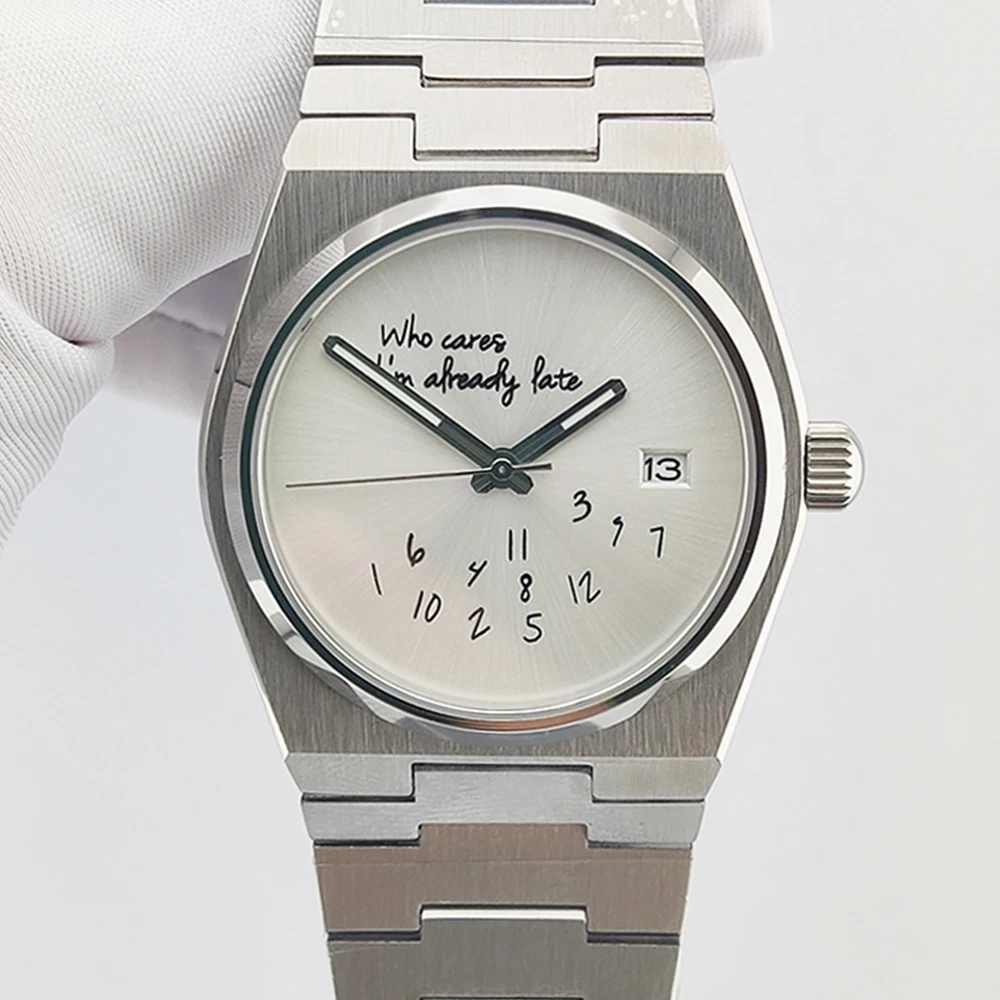 

Новые часы nh35, серебряные часы без логотипа, белый циферблат, черный текст, сапфировое стекло, нержавеющая сталь, механизм nh35, водонепроницаемые.