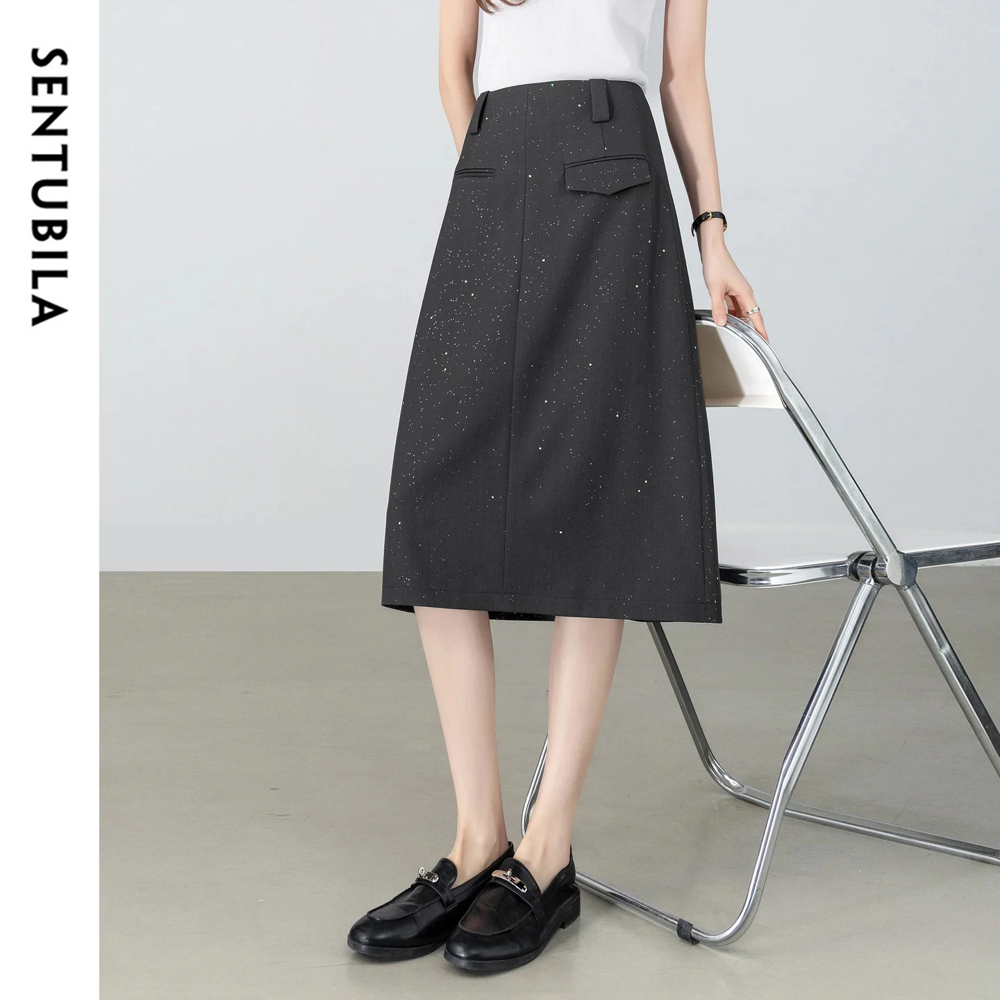 SENTUBILA Women's A-Line Straight Skirt Fashion Faux Pocket Detachable Belt Summer Slit Silver Glitter Short Skirt 163QF8449X