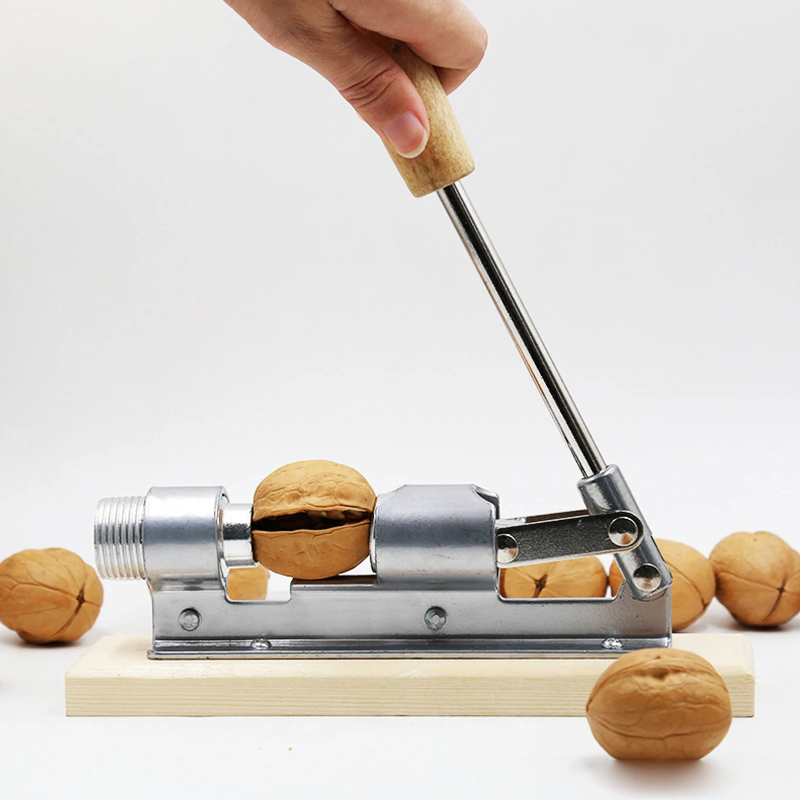 Manual Desktop Stainless Steel Nut Cracker Heavy Duty Mechanical Sheller Walnut Nutcracker Metal Opener Kitchen Clamps Tools