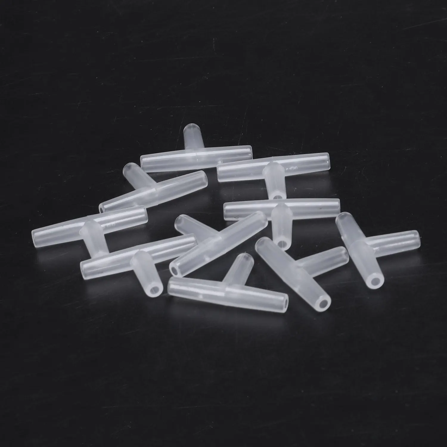 ABMH-30 Uds. Accesorios de válvula de acuario de plástico: 10 Uds. Conectores de válvula de aire de 3 vías en forma de T blanca y 20 Uds. De buey de peces de acuario gris