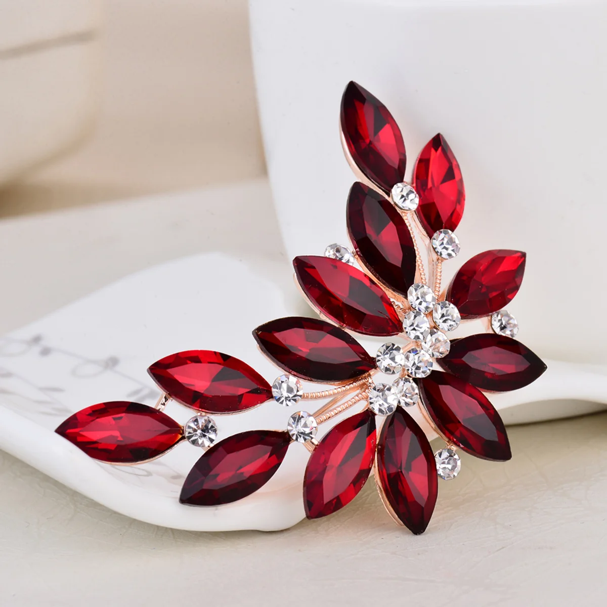 

Bright Red Rhinestone Leaf Crystal Bouquet Brooch Style Corsage Wedding Prom Bridal Party Brooches for Women