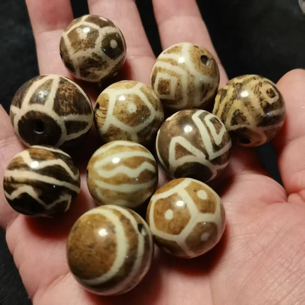 

1 шт./лот, большой шар Bondik, размер 20 мм, 22 мм, старые тотемы, непальские деревянные бусины, материалы из агата, этнический стиль, высокое качество