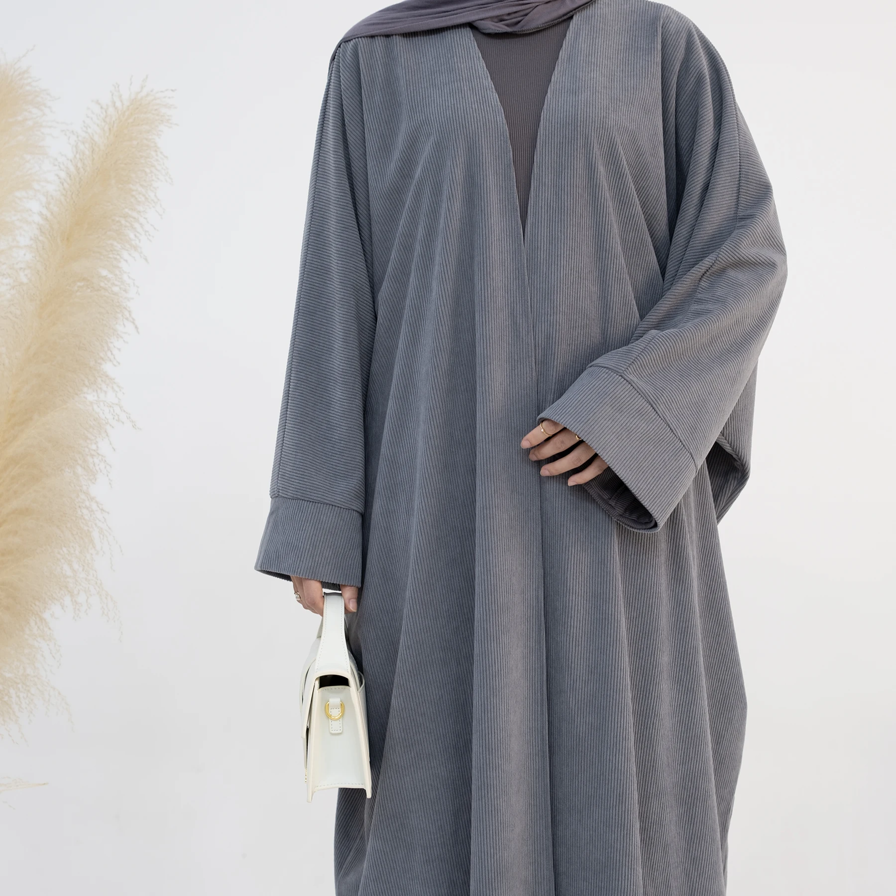 

Autumn Winter Corduroy Coat Abaya Women Muslim Kimono Cardigan Islam Clothing Jalabiya Dubai Turkey Kaftan Dress Abayas Kebaya