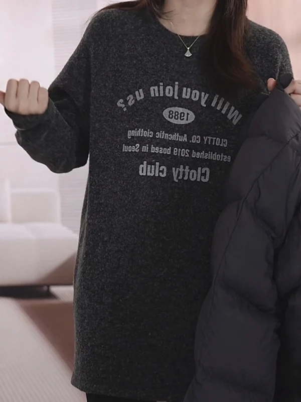 

Женская толстовка больших размеров в корейском стиле с буквенным принтом, длинный рукав, свободный крой, базовый слой, весна 2026, эффект похудения