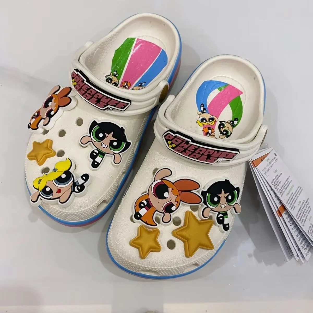 

Feitian little policewoman 2025 summer new hole shoes non-slip soft-soled beach shoes dirt-resistant lightweight casual sandals