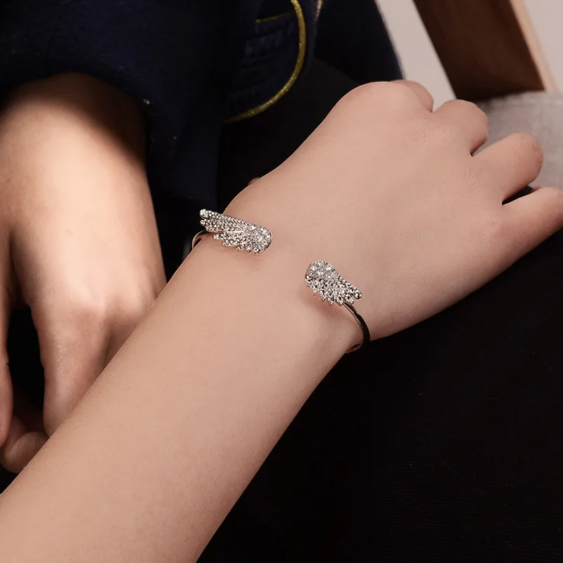 Korean Fashion Jewelry Angel Wing Rhinestones Bangle for Women Personality Alloy Open Cuff Wings Bracelet Feather Bracelet