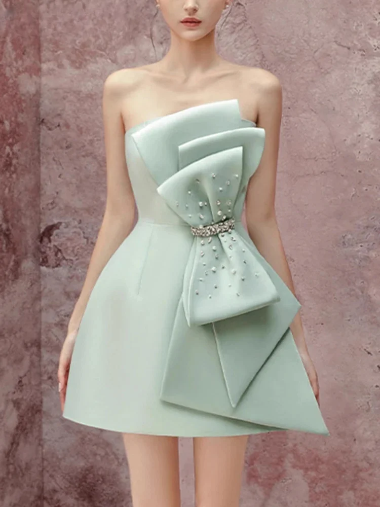 

2024 Summer Women's Patchwork Bow Diamonds Strapless Dress Sleeveless Solid Color Party Dresses Female Fashion