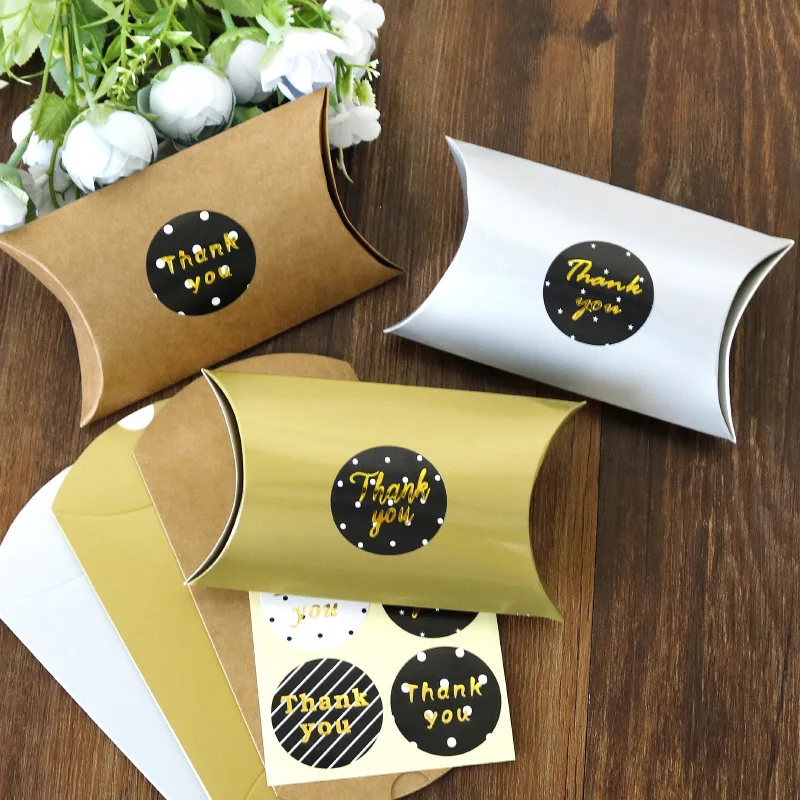 Pillow Shape Candy Boxes Gold Silver Kraft Paper Box with Stickers DIY Wedding Party Gift Bags Packaging Supplies 2023 Christmas